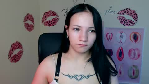 Emma online show from April 30, 12:33 pm