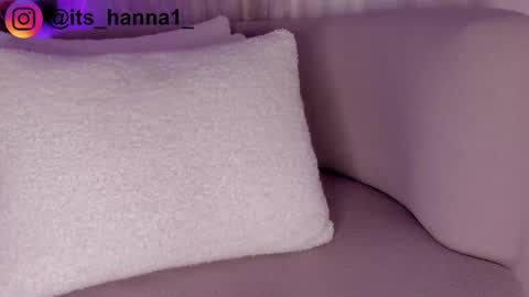 Hannah online show from May 21, 6:48 pm