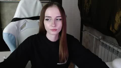 Cutti Crystal online show from February 24, 9:57 pm