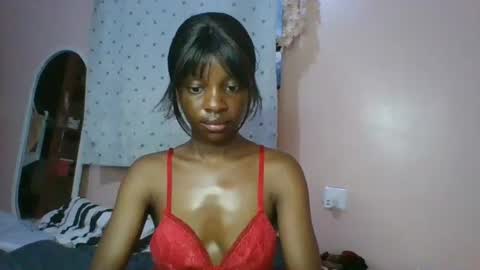 Snapshot of cutty_teshy chatting on November 6, 3:35 pm cutty_teshy online show from November 6, 3:35 pm