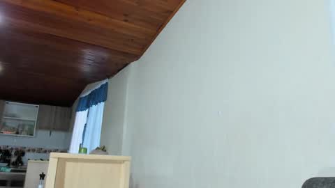 Snapshot of cuty_sexy_hotxx chatting on March 11, 11:27 am LIZETH online show from March 11, 11:27 am