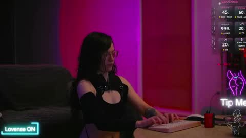 Cyber online show from May 6, 5:25 am