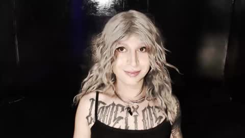 Nikki online show from May 18, 10:26 pm