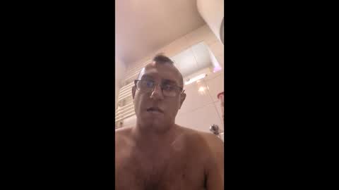 Snapshot of cymer4949 chatting on October 18, 1:23 pm cymer4949 online show from October 18, 1:23 pm