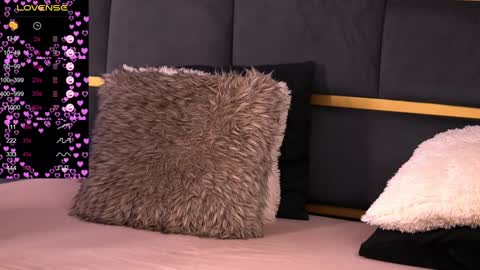 Ivy online show from December 10, 4:13 am