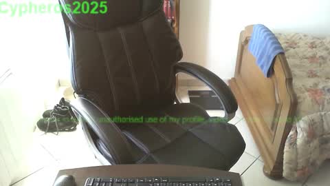 Chris online show from October 15, 9:20 am