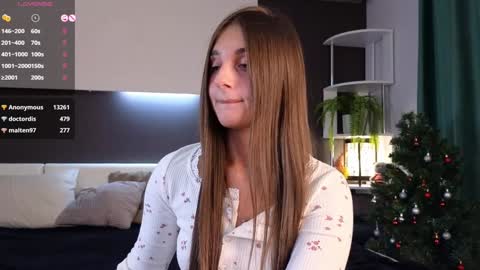 Snapshot of czamabech chatting on December 26, 7:13 am Isabella online show from December 26, 7:13 am