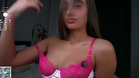 Isabella online show from February 13, 1:12 am