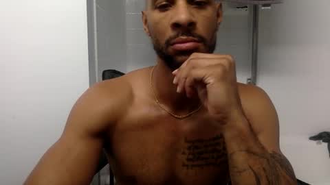 Snapshot of d33d667696 chatting on October 8, 3:31 pm Dday2 online show from October 8, 3:31 pm
