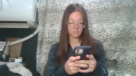Snapshot of d3sert_moon chatting on January 31, 10:30 pm d3sert_moon online show from January 31, 10:30 pm