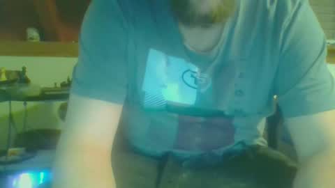 Snapshot of d7xxt1r7 chatting on January 1, 10:13 pm d7xxt1r7 online show from January 1, 10:13 pm
