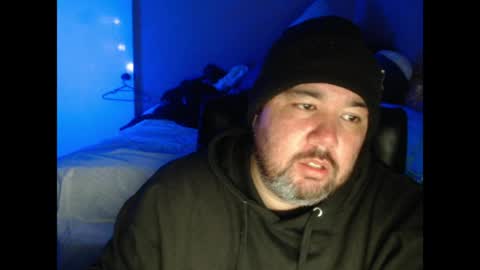 Snapshot of d____w chatting on April 3, 9:18 am d____w online show from April 3, 9:18 am