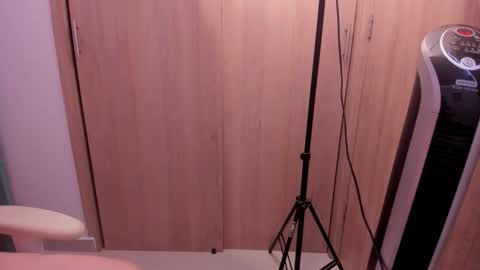 darling online show from March 11, 7:36 am