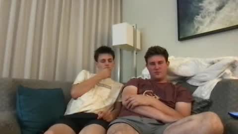 Snapshot of d_dart chatting on September 15, 2:11 am Aeboy12 online show from September 15, 2:11 am