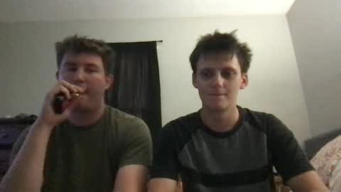 Snapshot of d_dart chatting on September 28, 2:55 pm Aeboy12 online show from September 28, 2:55 pm