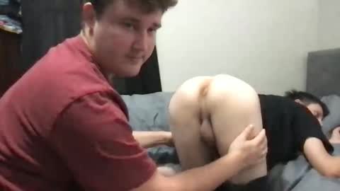 Snapshot of d_dart chatting on October 15, 5:02 pm Aeboy12 online show from October 15, 5:02 pm