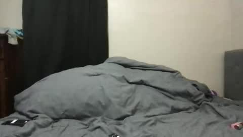 Snapshot of d_dart chatting on October 30, 2:35 am Aeboy12 online show from October 30, 2:35 am