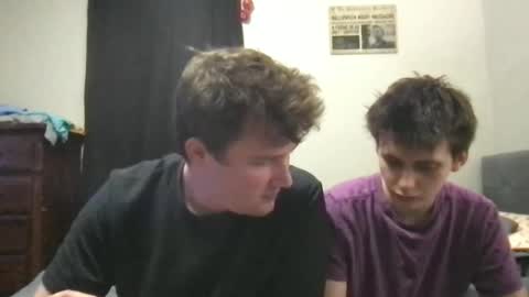 Snapshot of d_dart chatting on November 2, 2:36 am Aeboy12 online show from November 2, 2:36 am