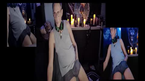 Snapshot of d_j_strokes chatting on January 14, 4:07 am Dave online show from January 14, 4:07 am