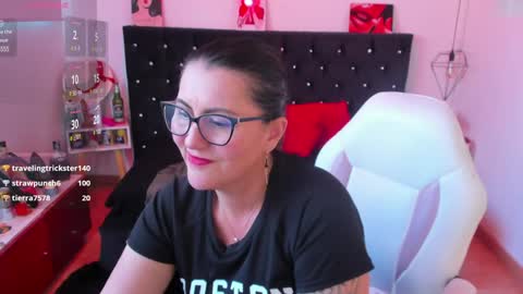 Mia  online show from January 20, 5:48 pm