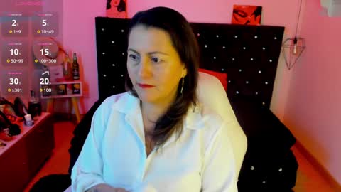 Mia  online show from January 25, 11:23 am