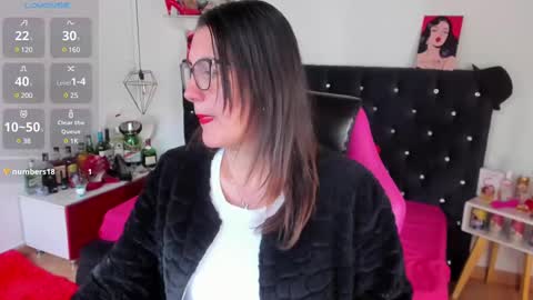 Mia  online show from February 28, 12:42 pm