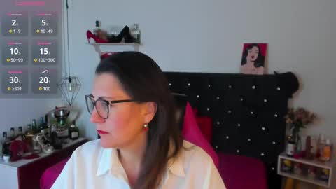 Mia  online show from March 8, 11:27 am