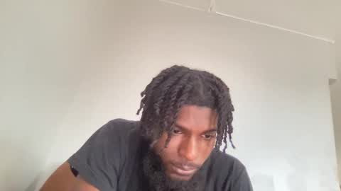 Snapshot of d_n_a_69 chatting on December 27, 5:16 pm d_n_a_69 online show from December 27, 5:16 pm