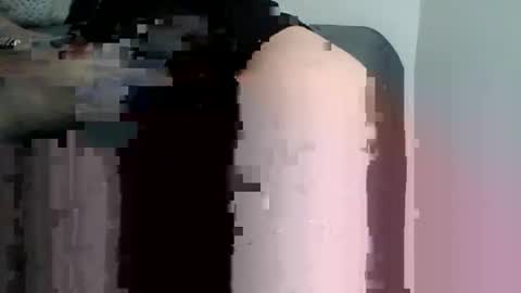 Snapshot of d_station chatting on March 30, 11:17 pm d_station online show from March 30, 11:17 pm