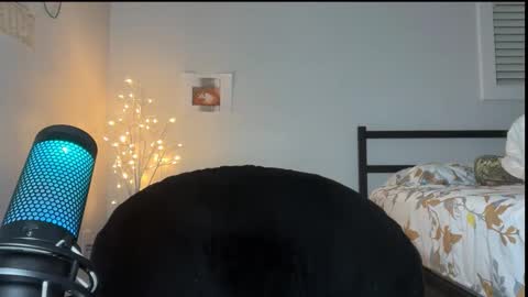 Snapshot of da_danya chatting on October 16, 2:56 am da_danya online show from October 16, 2:56 am