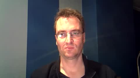 Snapshot of daanschr chatting on March 3, 8:21 pm daanschr online show from March 3, 8:21 pm
