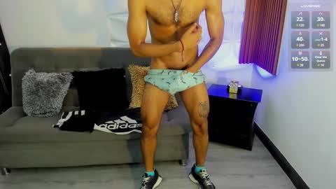 Mauricio online show from December 18, 8:57 pm