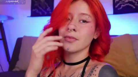 Darlene online show from November 18, 11:25 am