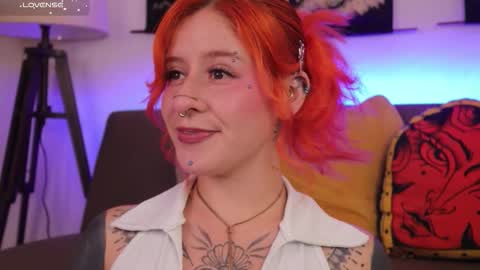 Darlene online show from December 4, 6:27 pm