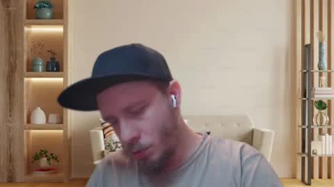 Snapshot of dabbydaddy25 chatting on June 9, 10:10 pm dabbydaddy25 online show from June 9, 10:10 pm