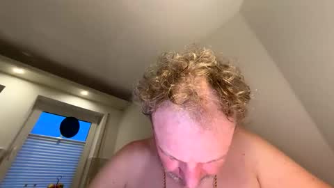 dachdecker7269 online show from March 29, 4:56 am