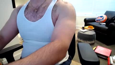 Snapshot of dad_ric chatting on December 29, 4:40 pm dad_ric online show from December 29, 4:40 pm