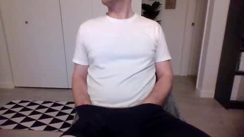 dadboddd1 online show from February 7, 6:55 pm