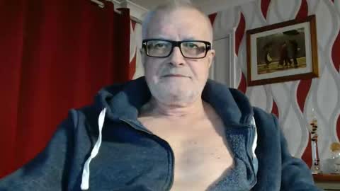 Snapshot of daddiescockforyou chatting on April 22, 7:59 pm Brian ... online show from April 22, 7:59 pm