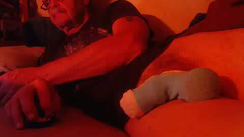 daddiesmonstercock online show from December 19, 10:56 am