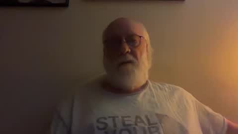 Snapshot of daddy341177 chatting on October 5, 12:25 pm daddy341177 online show from October 5, 12:25 pm