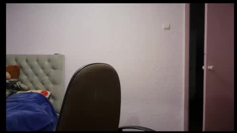Snapshot of daddy_andprincess chatting on March 26, 10:04 pm daddy_andprincess online show from March 26, 10:04 pm
