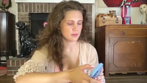 Belle  Email daddydaycarecb  online show from July 26, 1:51 pm