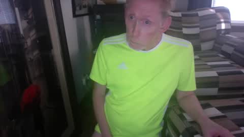 Snapshot of daddy_mack_treats_you chatting on September 13, 10:31 pm daddy_mack_treats_you online show from September 13, 10:31 pm