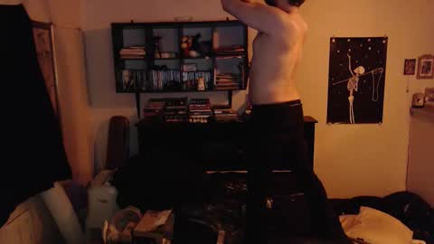 daddy_werewolf online show from March 27, 6:08 am