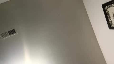 Snapshot of daddychris243886 chatting on April 5, 8:50 pm daddychris243886 online show from April 5, 8:50 pm