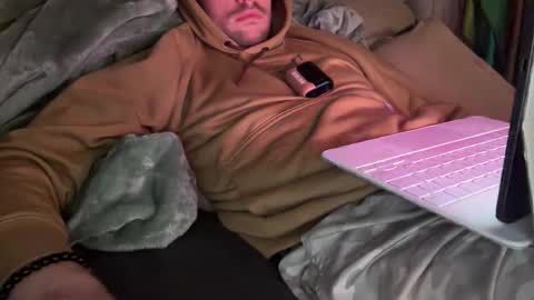 Leo online show from October 26, 2:28 am