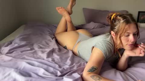 Snapshot of daddysfav_xx chatting on June 23, 4:38 pm princess online show from June 23, 4:38 pm