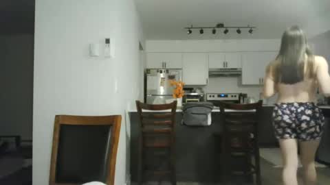 Snapshot of daddysssgoodgirl chatting on October 4, 6:00 am daddys good girl online show from October 4, 6:00 am