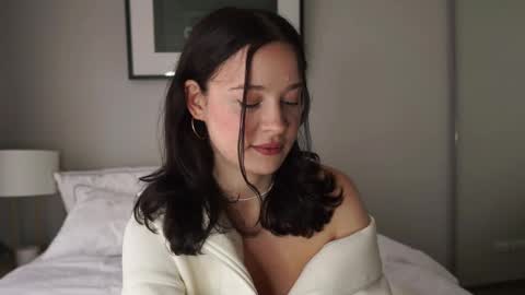 Snapshot of daddystrouble chatting on September 12, 4:23 am Daddys Trouble online show from September 12, 4:23 am